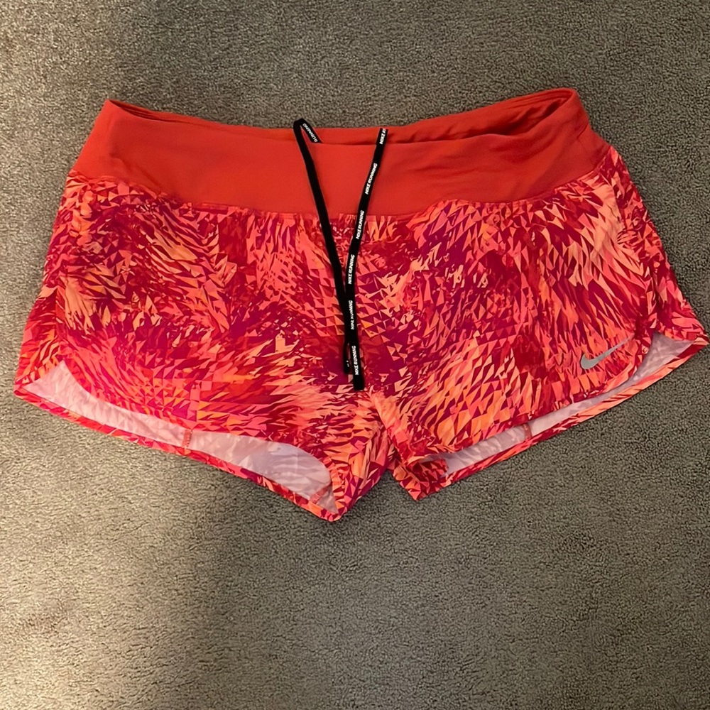 Nike running shorts•womens XL• Pink and orange
